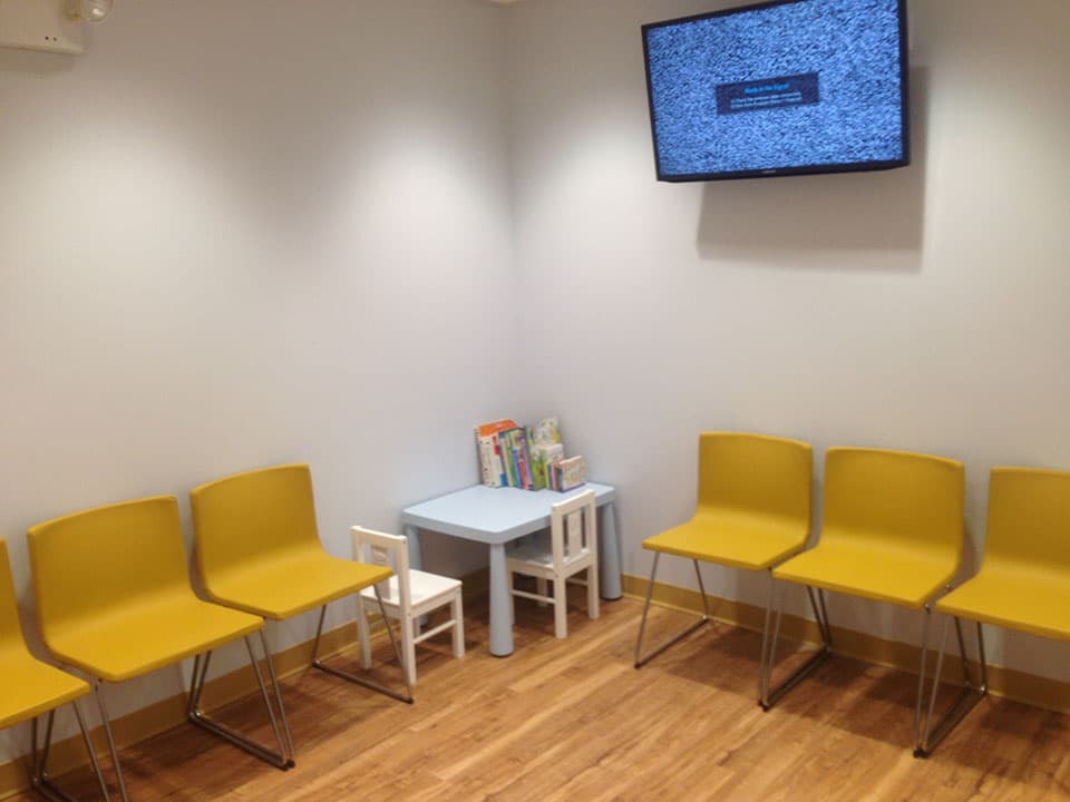 Operatory workstation and imaging setup in a Brooklyn dental practice